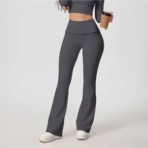 Women's High-Waist Flare Yoga Pants - Gray